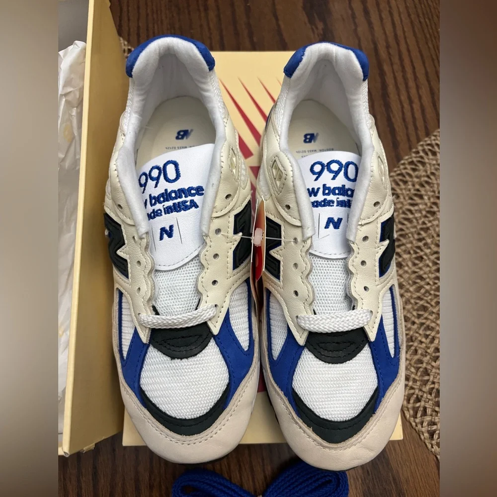 New Balance 990v2 Made in US White/Blue Teddy Santis Sneakers New in Box